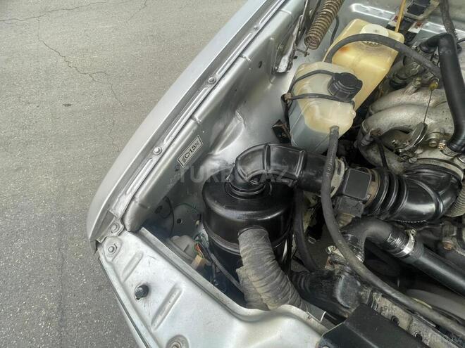 GAZ 3110 2003, 261,000 km - 2.4 l - Bakı