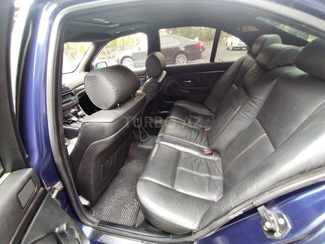 BMW 528 1997, 148,000 km - 2.8 л - Bakı