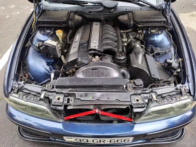 BMW 528 1997, 148,000 km - 2.8 л - Bakı