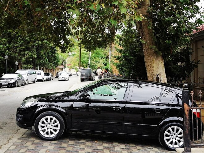 Opel Astra 2006, 165,000 km - 1.3 l - Bakı