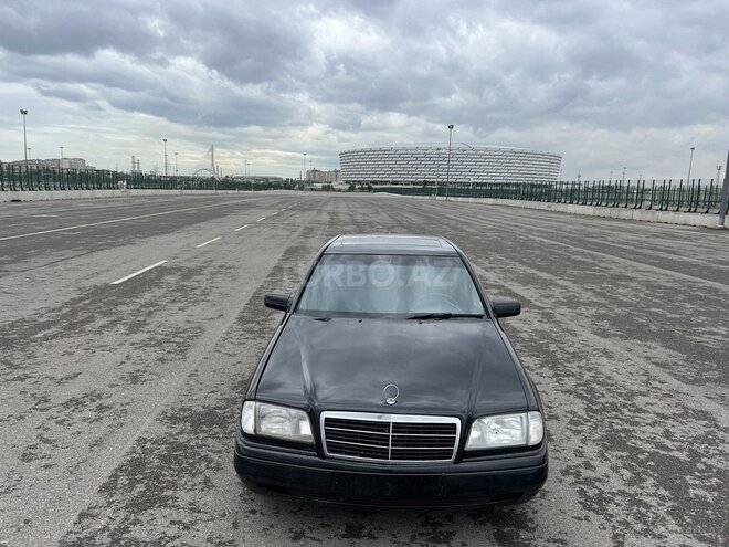 Mercedes C 180 1994, 210,456 km - 1.8 l - Bakı