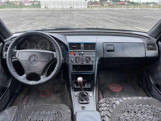 Mercedes C 180 1994, 210,456 km - 1.8 l - Bakı