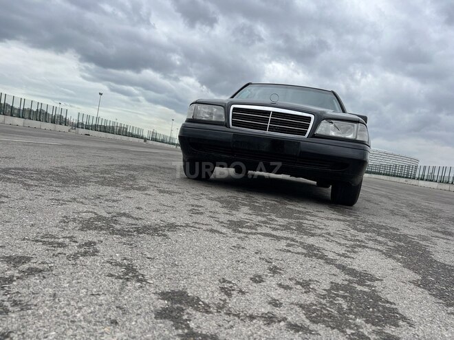 Mercedes C 180 1994, 210,456 km - 1.8 l - Bakı
