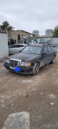 Mercedes E 230 1986, 100,000 km - 2.3 l - Bakı