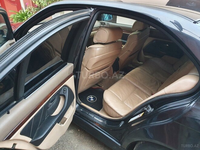 BMW 530 2002, 282,000 km - 3.0 l - Bakı