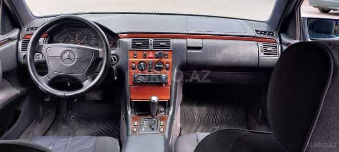Mercedes E 230 1996, 444,900 km - 2.3 л - Sumqayıt