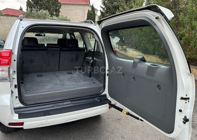 Toyota Prado 2011, 140,000 km - 2.7 l - Bakı