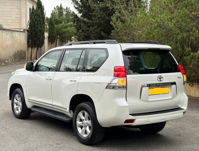 Toyota Prado 2011, 140,000 km - 2.7 l - Bakı
