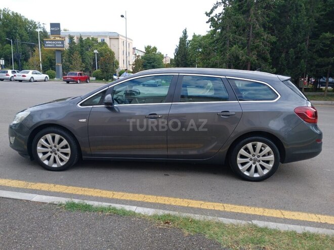 Opel Astra 2011, 145,000 km - 1.3 l - Mingəçevir