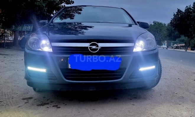 Opel Astra 2006, 205,027 km - 1.6 л - Salyan