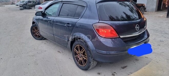 Opel Astra 2006, 205,027 km - 1.6 л - Salyan
