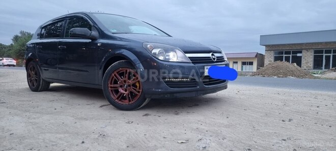 Opel Astra 2006, 205,027 km - 1.6 л - Salyan