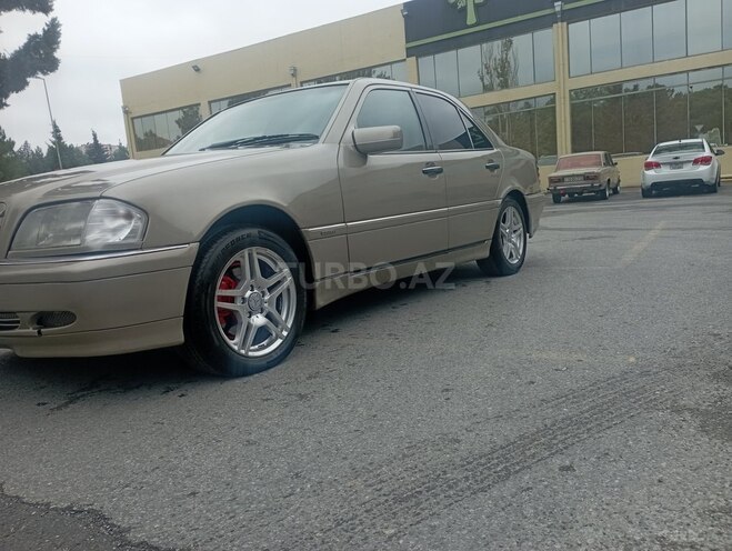 Mercedes C 200 1995, 345,680 km - 2.0 л - Sumqayıt