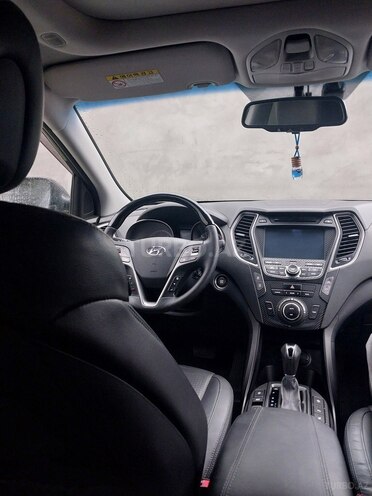 Hyundai Santa Fe 2013, 107,000 km - 2.0 л - Astara