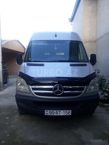 Mercedes  2007, 197,435 km - 2.2 л - Quba