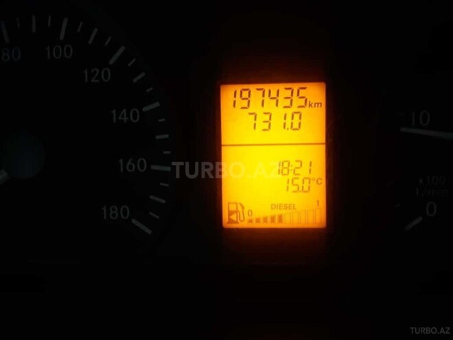 Mercedes  2007, 197,435 km - 2.2 л - Quba
