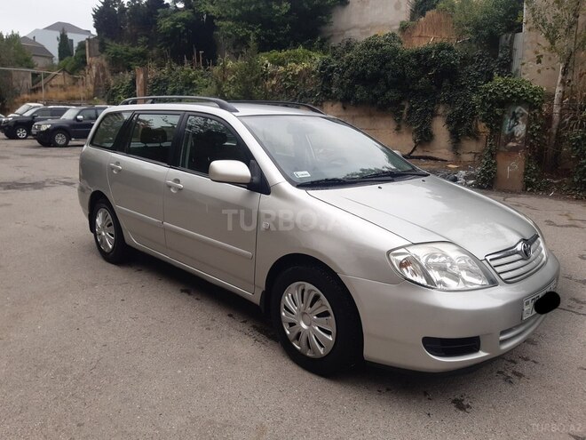 Toyota Corolla 2005, 176,000 km - 1.4 л - Bakı