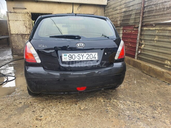 Kia Rio 2006, 310,123 km - 1.4 л - Biləsuvar