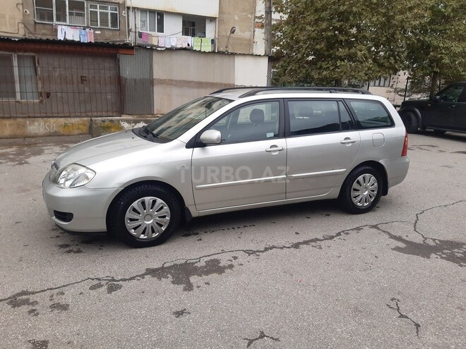 Toyota Corolla 2005, 176,000 km - 1.4 л - Bakı