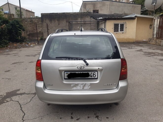 Toyota Corolla 2005, 176,000 km - 1.4 л - Bakı