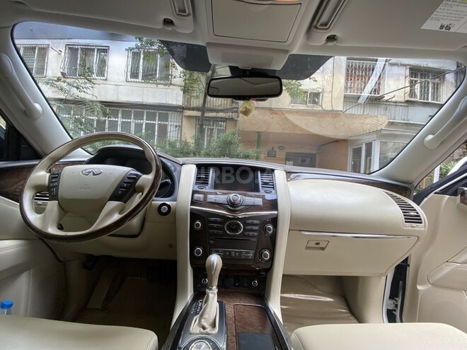 Infiniti QX56 2010, 260,400 km - 5.6 л - Bakı