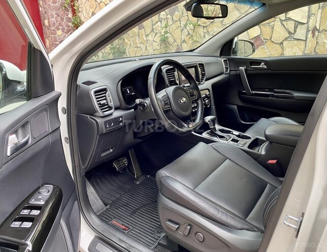 Kia Sportage 2018, 46,000 km - 2.4 l - Bakı