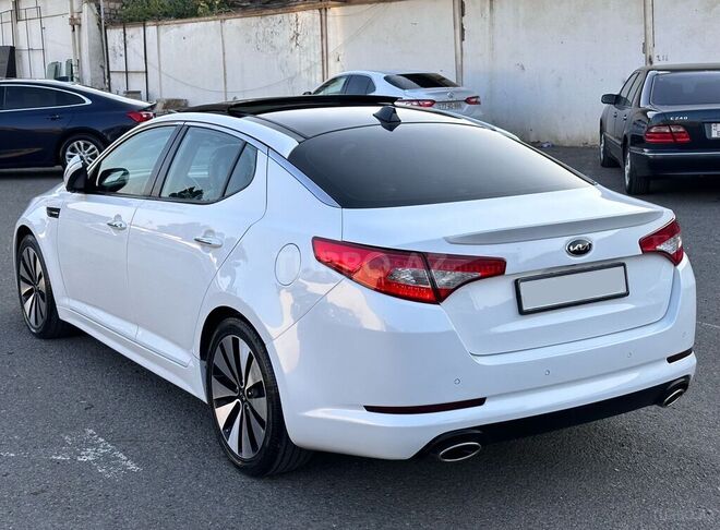 Kia Optima 2013, 135,000 km - 2.4 l - Gəncə