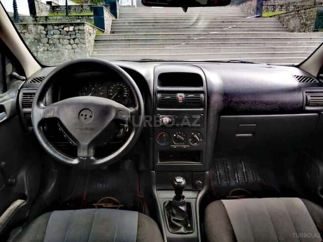Opel Astra 1999, 125,000 km - 1.6 l - Şəki
