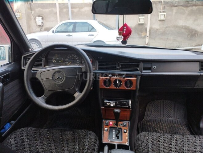 Mercedes 190 1992, 400,000 km - 2.0 л - Bakı