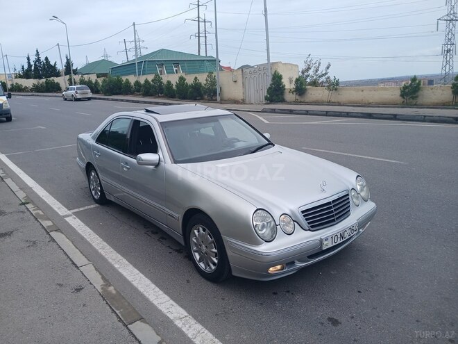 Mercedes E 220 2000, 480,000 km - 2.2 л - Bakı