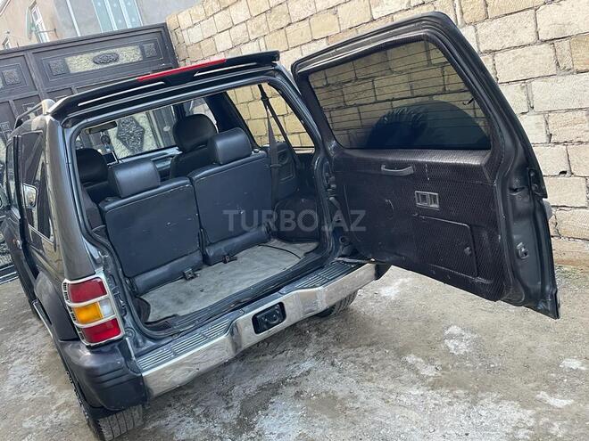 Mitsubishi Pajero 1992, 353,228 km - 2.5 l - Bakı