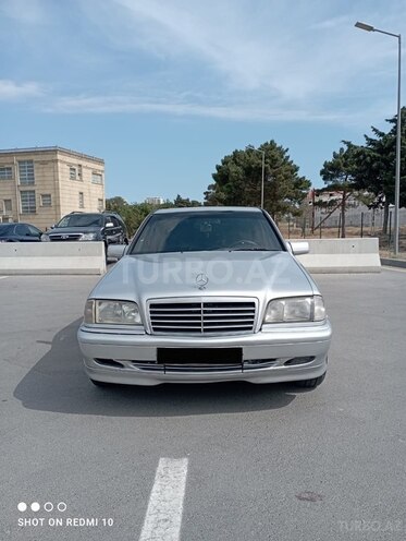 Mercedes C 220 2000, 567,600 km - 2.2 l - Bakı