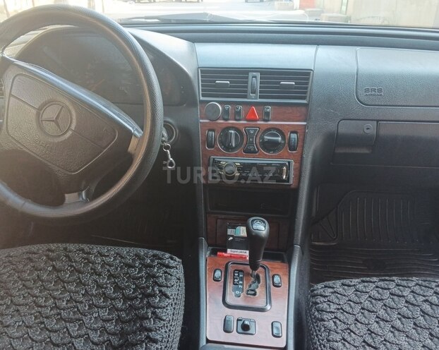 Mercedes C 220 2000, 567,600 km - 2.2 l - Bakı