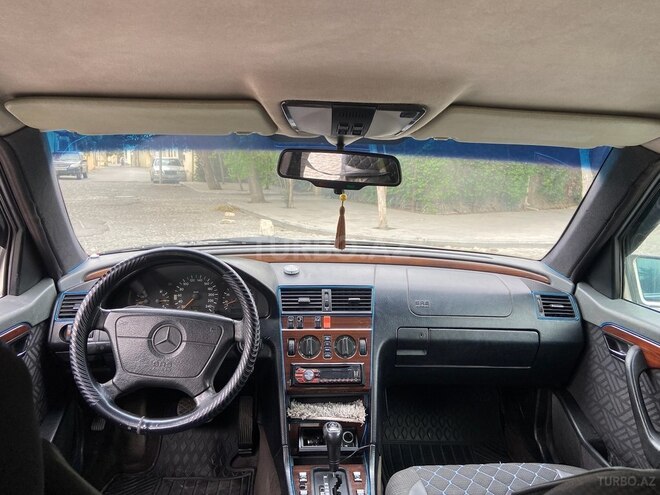 Mercedes C 180 1995, 437,575 km - 1.8 l - Bakı