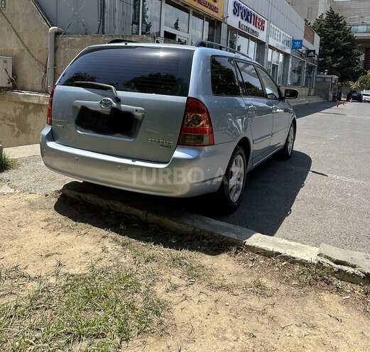Toyota Corolla 2005, 197,000 km - 1.4 l - Bakı