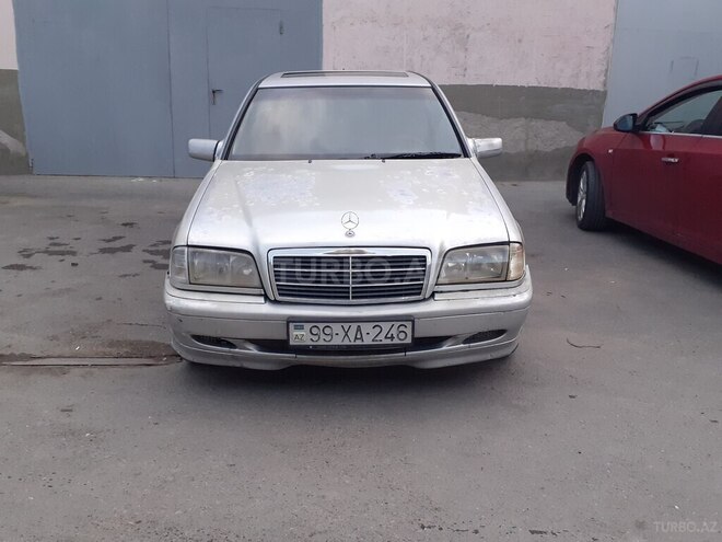 Mercedes C 220 1999, 389,000 km - 2.2 л - Bakı