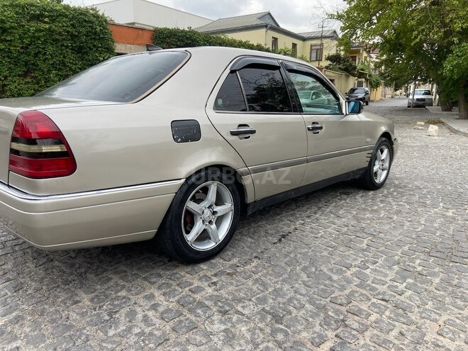 Mercedes C 180 1995, 437,575 km - 1.8 l - Bakı
