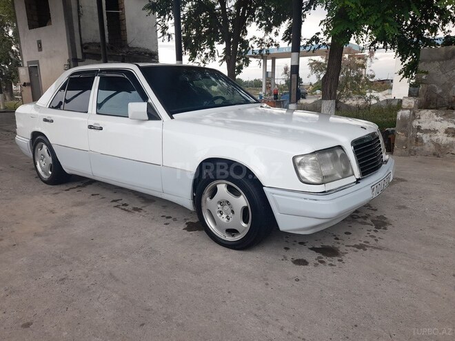 Mercedes E 220 1994, 344,000 km - 2.2 l - İmişli
