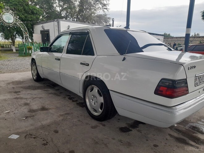 Mercedes E 220 1994, 344,000 km - 2.2 l - İmişli