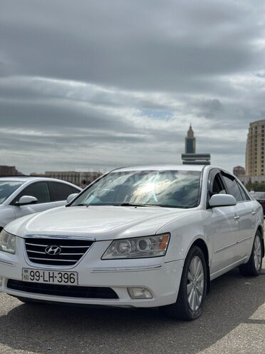 Hyundai Sonata 2009, 176,000 km - 2.4 l - Biləsuvar