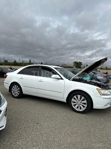 Hyundai Sonata 2009, 176,000 km - 2.4 l - Biləsuvar
