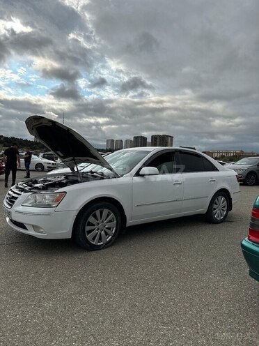 Hyundai Sonata 2009, 176,000 km - 2.4 l - Biləsuvar