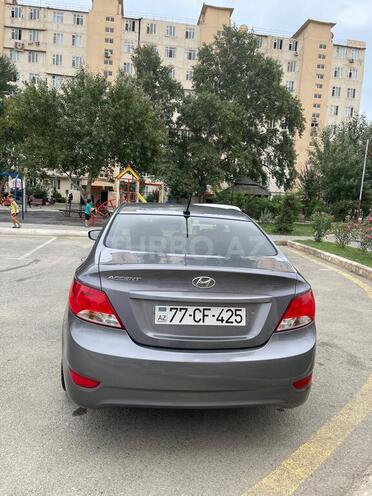 Hyundai Accent 2015, 180,000 km - 1.6 л - Bakı