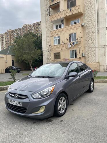 Hyundai Accent 2015, 180,000 km - 1.6 л - Bakı