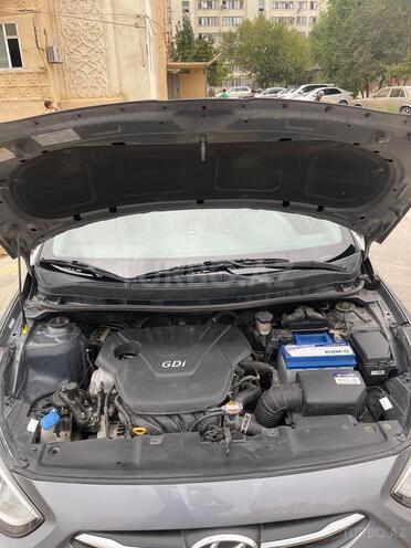 Hyundai Accent 2015, 180,000 km - 1.6 л - Bakı