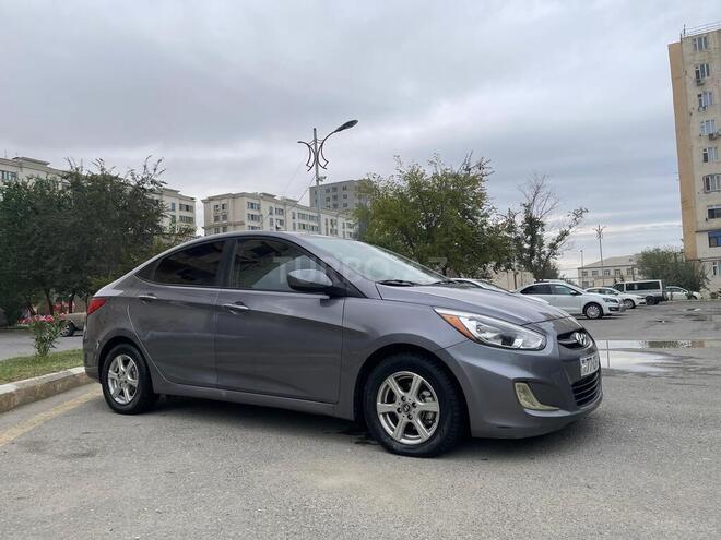 Hyundai Accent 2015, 180,000 km - 1.6 л - Bakı