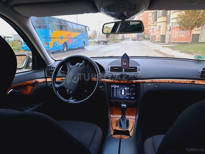 Mercedes E 220 2007, 331,000 km - 2.2 l - Bakı
