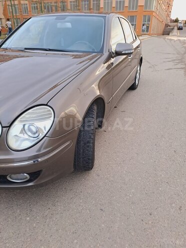 Mercedes E 220 2007, 331,000 km - 2.2 l - Bakı