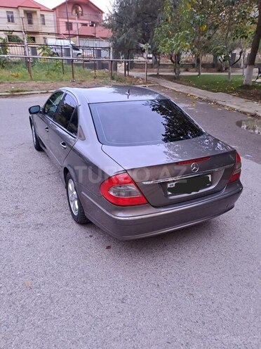 Mercedes E 220 2007, 331,000 km - 2.2 l - Bakı