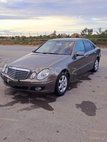 Mercedes E 220 2007, 331,000 km - 2.2 l - Bakı